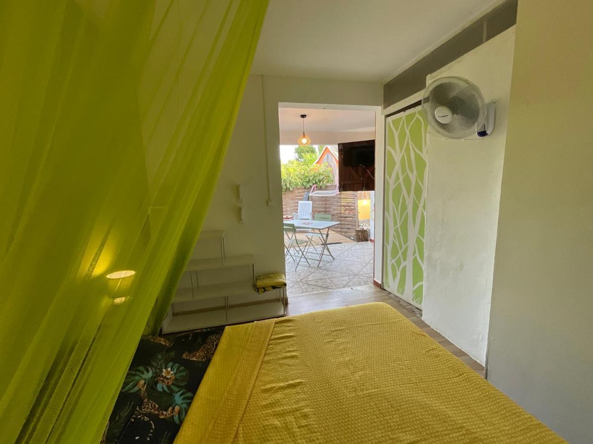 Bungalows Les Vagues Abondes Villa Sainte-Anne  Esterno foto